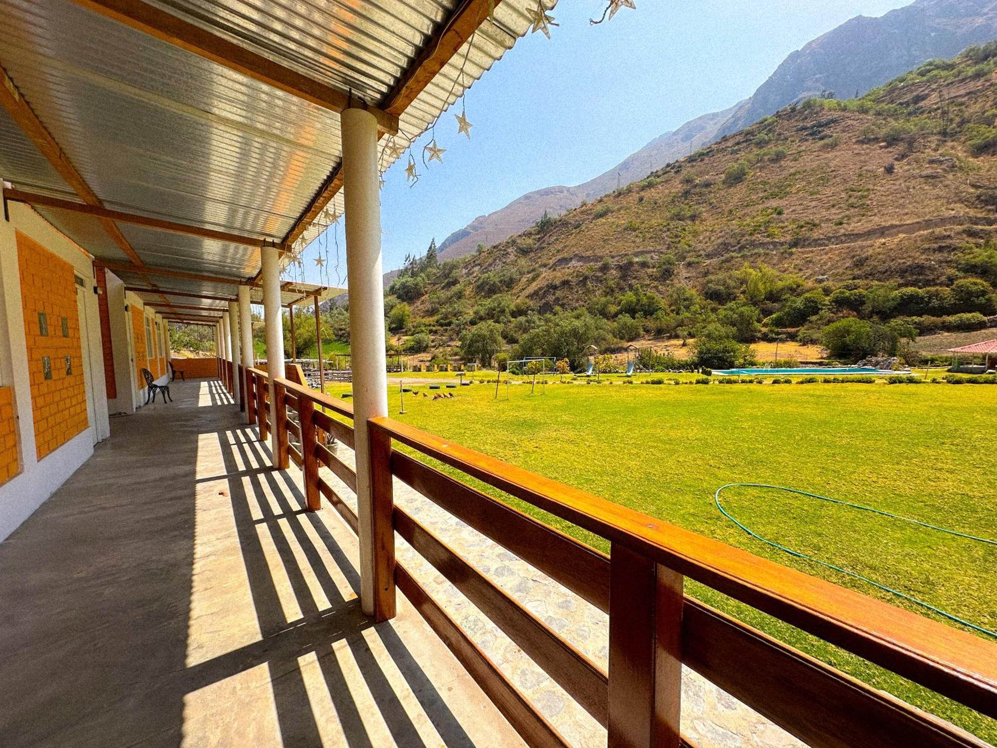 Tambo Lodge Canta Luaran gambar
